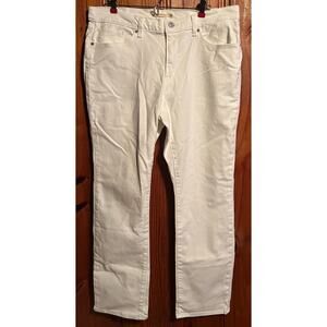 Levi’s women’s classic straight leg jeans white high rise size 33